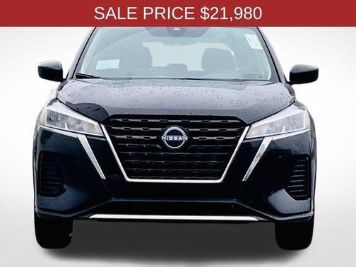 2025 Nissan Kicks Play S