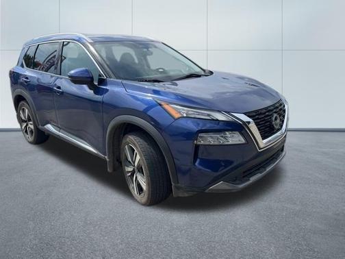 2022 Nissan Rogue SL