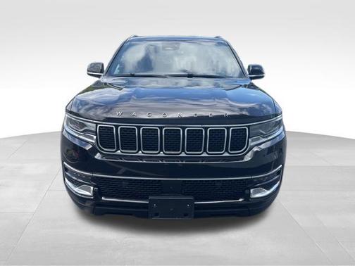 Diamond Black Crystal Pearlcoat 2023 Jeep Wagoneer L Series II 4x4