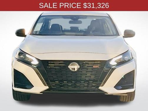 2025 Nissan Altima SR
