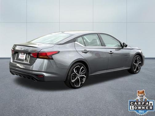 Gun Metallic 2024 Nissan Altima SR FWD