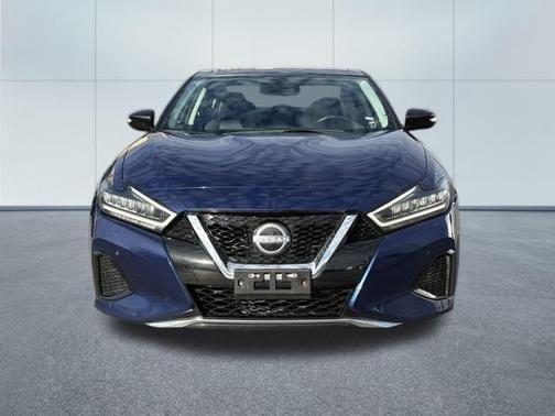 2023 Nissan Maxima SL