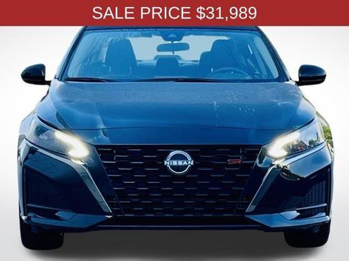 2025 Nissan Altima SR