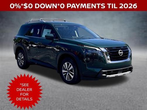 2025 Nissan Pathfinder SL