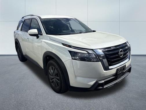 2024 Nissan Pathfinder SV 4WD