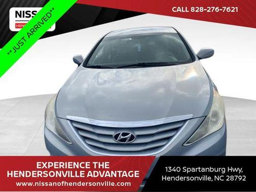 Iridescent Silver Blue Pearl 2011 Hyundai SONATA GLS