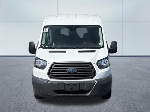 Oxford White 2018 Ford Transit-350 XL