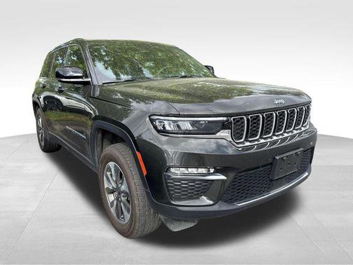 Rocky Mountain Pearlcoat 2024 Jeep Grand Cherokee 4xe Base