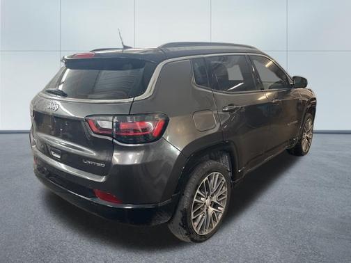 Granite Crystal Metallic Clearcoat 2023 Jeep Compass Limited