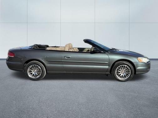 2004 Chrysler Sebring LXi