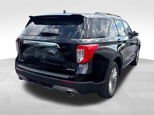 Agate Black Metallic 2023 Ford Explorer Limited