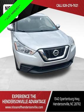 Brilliant Silver 2018 Nissan Kicks SV
