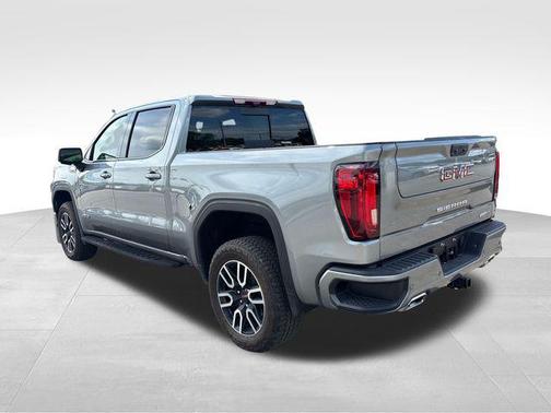 Sterling Metallic 2025 GMC Sierra 1500 AT4