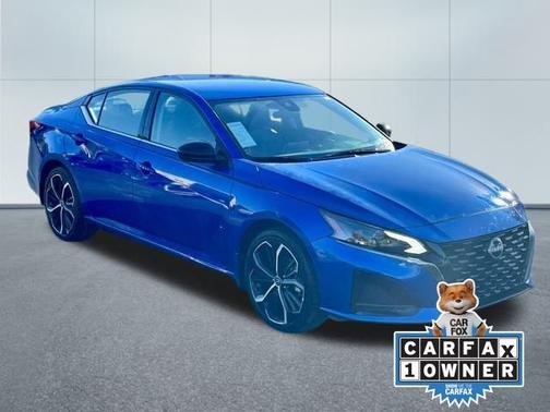 2025 Nissan Altima SR