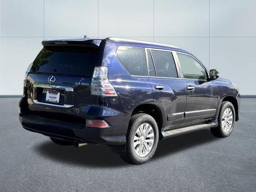 Mica 2017 Lexus GX 460 Premium