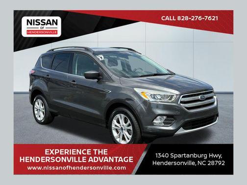 Magnetic 2017 Ford Escape SE