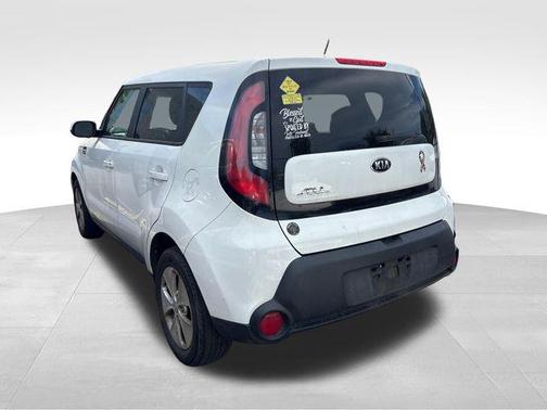 Clear White 2015 Kia Soul Base