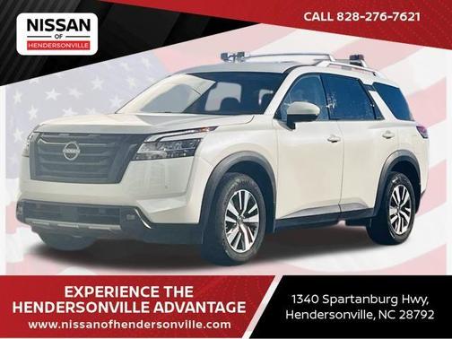 2024 Nissan Pathfinder SL