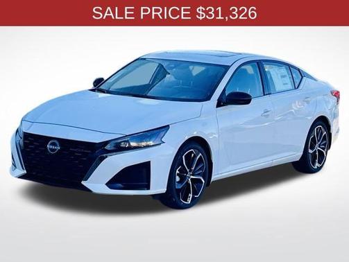 2025 Nissan Altima SR