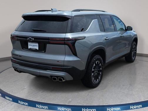 Sterling Gray Metallic 2025 Chevrolet Traverse AWD Z71
