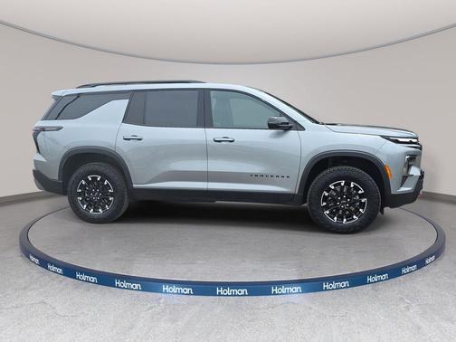 Sterling Gray Metallic 2025 Chevrolet Traverse AWD Z71
