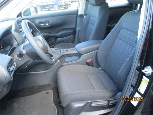 2025 Honda HR-V LX