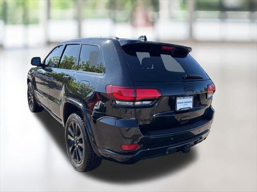 2017 Jeep Grand Cherokee Altitude