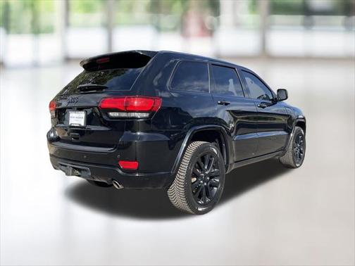 2017 Jeep Grand Cherokee Altitude