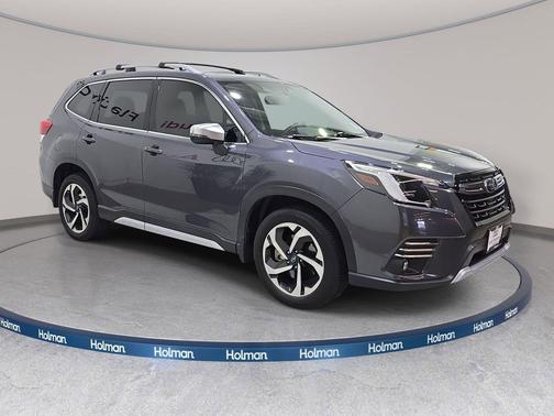 Magnetite Gray Metallic 2023 Subaru Forester Touring
