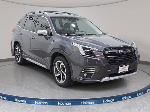 Magnetite Gray Metallic 2023 Subaru Forester Touring