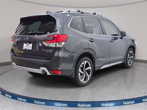 Magnetite Gray Metallic 2023 Subaru Forester Touring