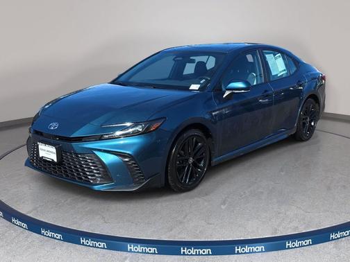 Ocean Gem 2025 Toyota Camry SE