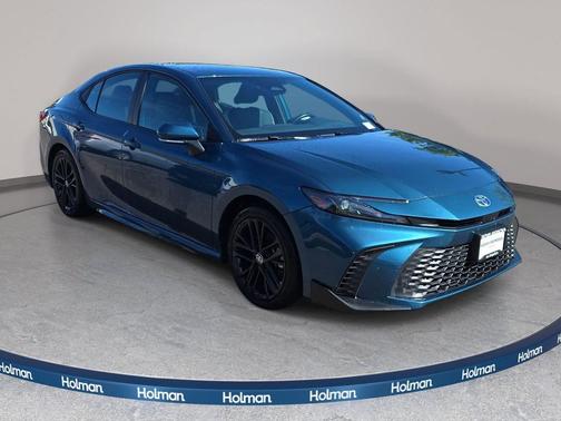Ocean Gem 2025 Toyota Camry SE
