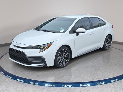 Super White 2020 Toyota Corolla SE