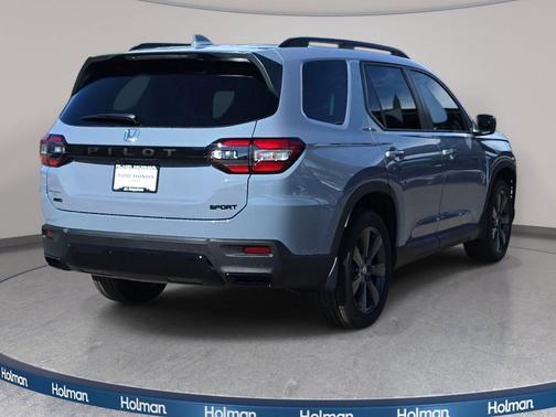 Sonic Gray Pearl 2026 Honda Pilot Sport