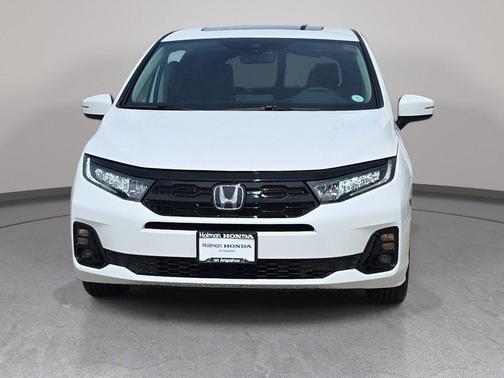 Platinum White Pearl 2026 Honda Odyssey Elite