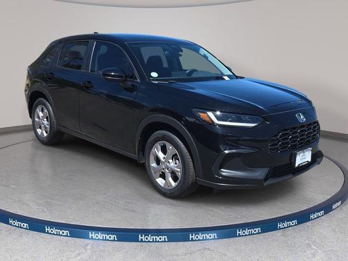 Crystal Black Pearl 2024 Honda HR-V LX