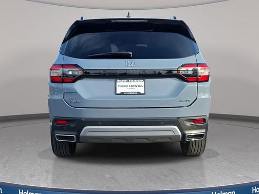 2023 Honda Pilot AWD Elite