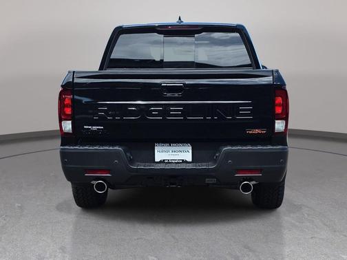 Crystal Black Pearl 2026 Honda Ridgeline TrailSport+