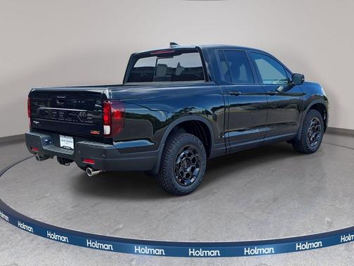 Crystal Black Pearl 2026 Honda Ridgeline TrailSport+