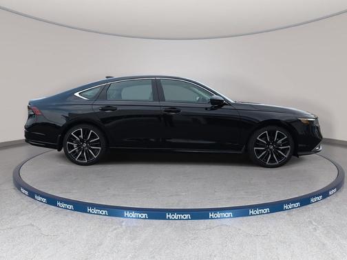 Crystal Black Pearl 2026 Honda Accord Hybrid Touring