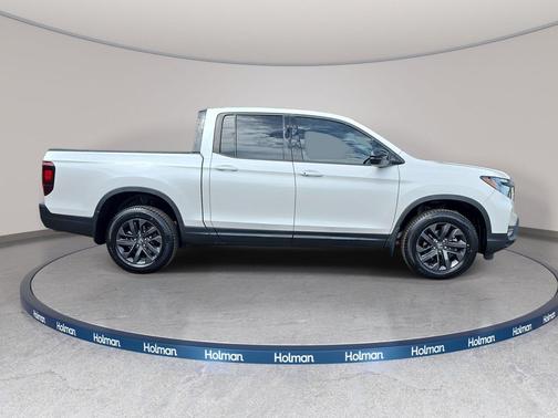Platinum White Pearl 2023 Honda Ridgeline Sport