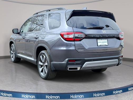 Gray 2024 Honda Pilot Elite