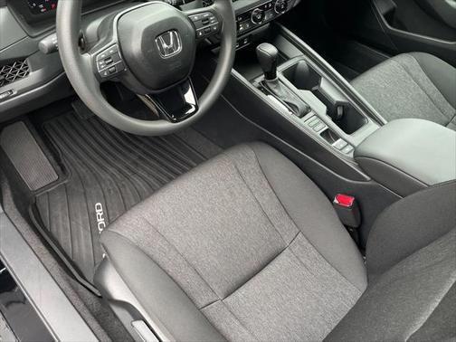 2025 Honda Accord LX 1.5T