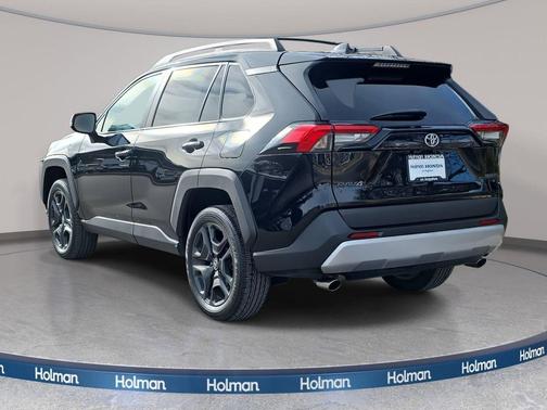 2023 Toyota RAV4 Adventure