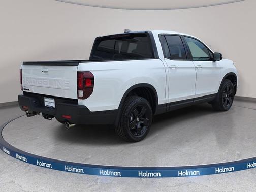 Platinum White Pearl 2026 Honda Ridgeline Black