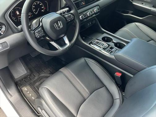 2025 Honda Pilot Touring 8-Passenger