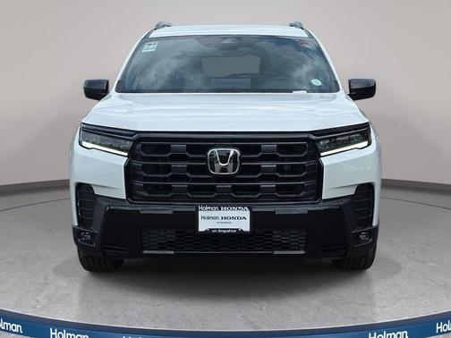 Platinum White Pearl 2026 Honda Pilot Sport