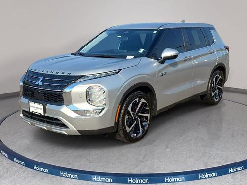 Alloy Silver Metallic 2025 Mitsubishi Outlander SE S-AWC