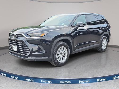 Midnight Black Metallic 2025 Toyota Grand Highlander XLE